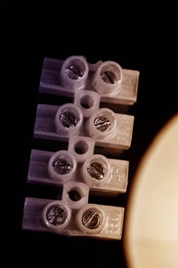 Elektrik gücü terminalleri