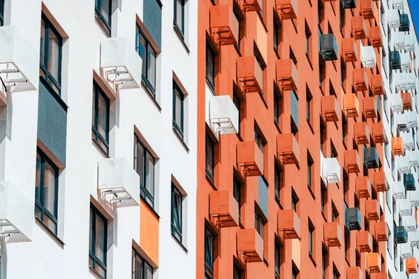 Appartement en béton à plusieurs étages — Photo