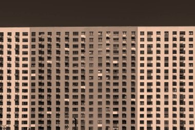 Çok katlı beton apartman