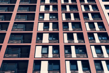 Çok katlı beton apartman