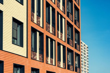 Çok katlı beton apartman