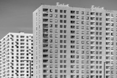 Çok katlı beton apartman