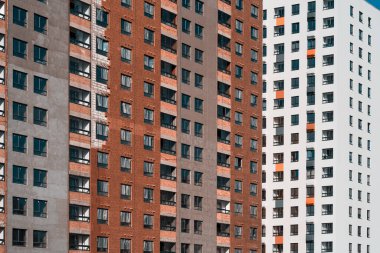 Çok katlı beton apartman