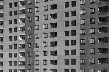 Çok katlı beton apartman