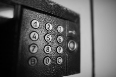 Yuvarlak düğmeli dahili iletişim