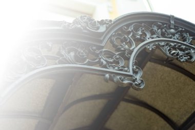 Sahte bükülmüş metal yapısı