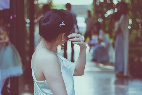 Felicidade Dama Honra Vestidos Tailandeses Espera Tempo Importante Cerimônia Casamento — Fotografia de Stock