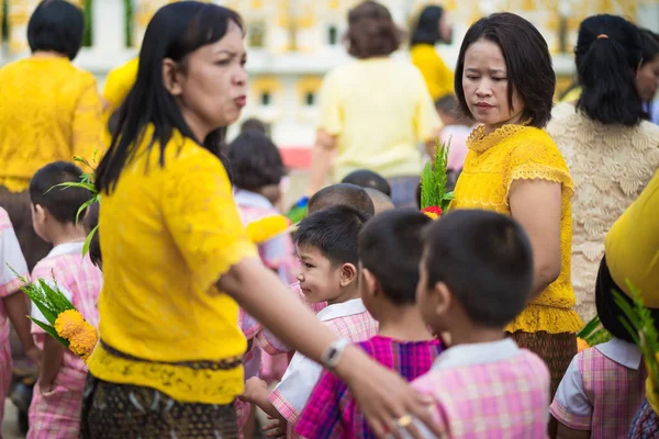 Kanchanaburi Thailand Juli Oidentifierade Lärare Och Elever Tillsammans För Att — Stockfoto