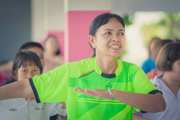 Kanchanaburi Thailand Maj Oidentifierade Lärare Och Elever Aerob Träning Eftermiddagen — Stockfoto