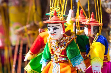 Geleneksel el sanatları kuklalar Bagan, Myanmar antik pagoda Satılık