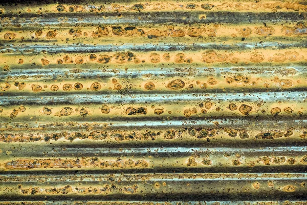 Vecchia superficie della parete di zinco arrugginito zincato, ondulato rivestimenti in ferro vintage texture sfondo — Foto Stock