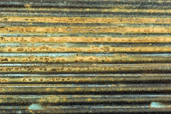 Vecchia superficie della parete di zinco arrugginito zincato, ondulato rivestimenti in ferro vintage texture sfondo — Foto Stock