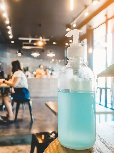 Garrafa Gel Álcool Azul Para Limpeza Das Mãos Para Evitar — Fotografia de Stock