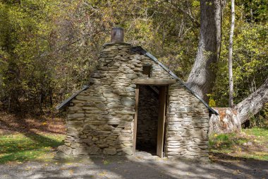 Bir eski tarihsel Çinli işçiye kulübede Gold Rush gün Arrowtown Yeni Zelanda