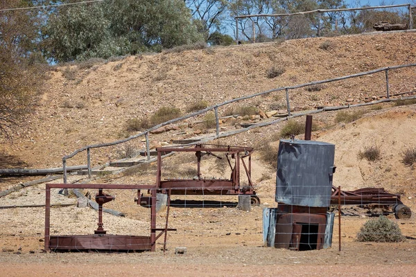Заброшенное Горное Оборудование Сапфировых Месторождениях Австралии — стоковое фото