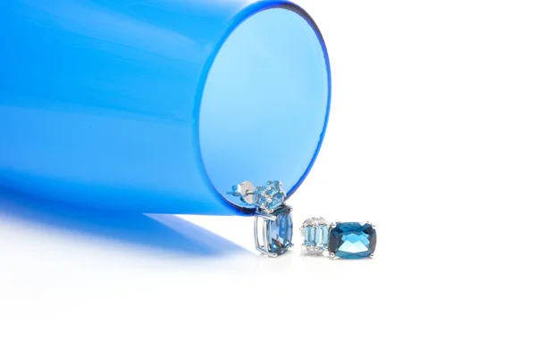 Sparkling Glamorous Blue Two Toned Aquamarine Diamond Stud Earrings Blue — Stock Photo, Image