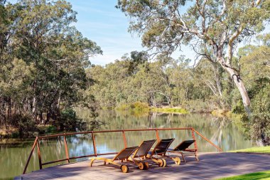 Avustralya Country Resort'ta açık hava dinlenme alanı