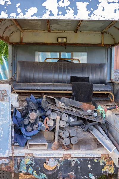 Junk Filled Old Car — Stock Photo, Image