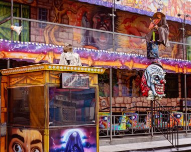 Avustralya Country Show'da Haunted House Ride