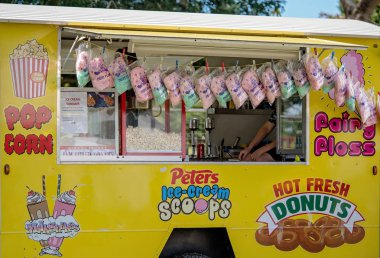 Şarap ve Gıda Festivali'nde Gıda Tezgahı Satıcısı