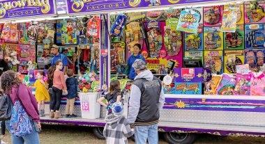Country Show'dan Yararlanan Aileler