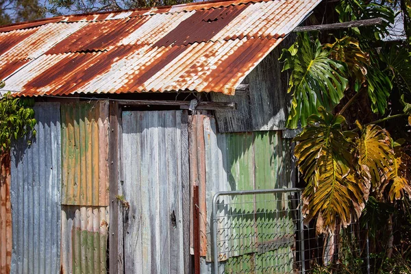 Rusting Wreck Of An Old Shed — Foto de Stock