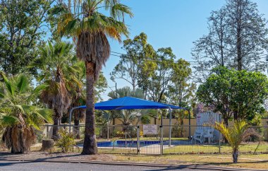 Şehir Karavan Parkı 'nda Yüzme Havuzu