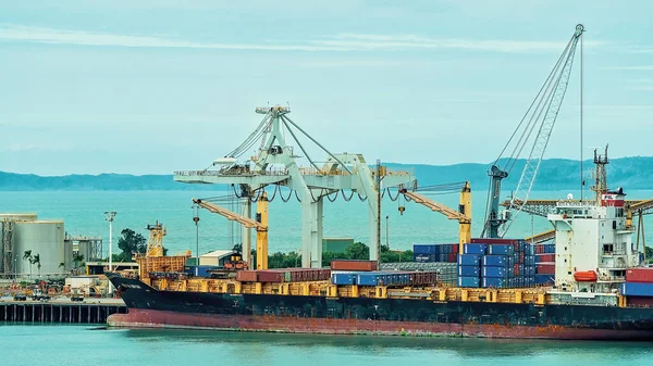 Townsville Queensland Austrália Junho 2020 Navio Ultramarino Porto Cais Industrial — Fotografia de Stock