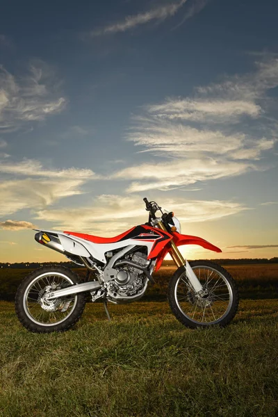 土のオートバイ — ストック写真