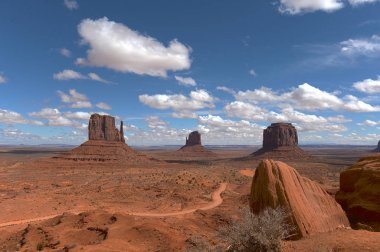 Arizona 'daki Anıt Vadisi Ulusal Parkı
