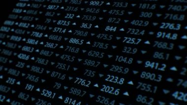 Panelde büyük dijital kontrol paneli perspektif görünümünü çeşitli hisse senetleri büyüyen ve düşen oranları ile yüksek detaylı ekran.