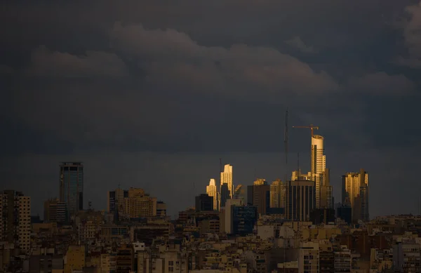 Een Uitzicht Wolkenkrabbers Zonsondergang Genomen Buenos Aires Argentinië — Stockfoto