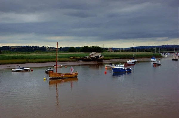 Csónakok Jachtok Horgonyzott River Exe Topsham Devon Anglia Egy Nyugodt — Stock Fotó