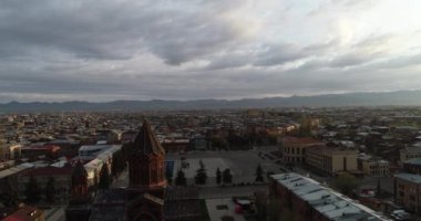 Gümrü Katedrali. Merkezi kare. Ermenistan 4.2 95124 3.