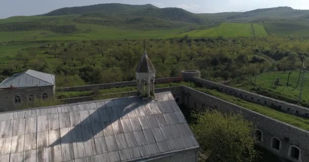 Monastère Amaras Temple Ancien Arable Est Paysage Beau Ensoleillé Panarama — Video