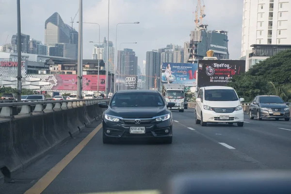 Rascacielos de Bangkok en smog —  Fotos de Stock