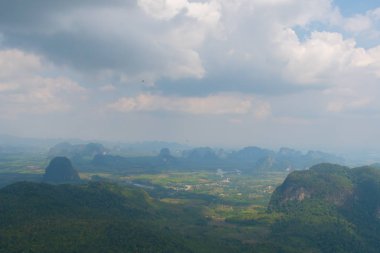 Tub Kaek Nak Hill Doğa Trail bakış açısı. Krabi eyaleti. Thaila