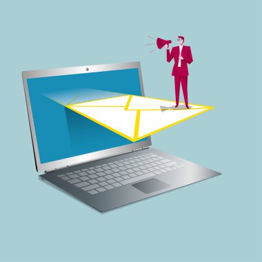 Ağ iletişim konsept tasarımı. Bilgisayar ve zarf konuşma üzerinde duran işadamı.