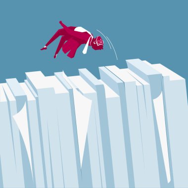 İşadamı belge yığınını aştı. Mavi arka planda yalıtılmış.