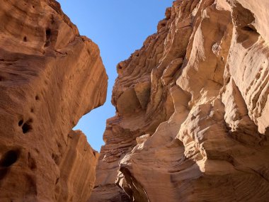 Eilat 'taki Red Canyon kayalıkları