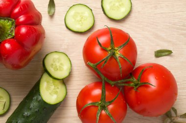 salatalık domates biber sebze