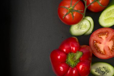 salatalık domates biber sebze