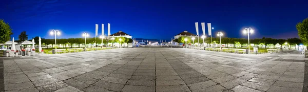 Gece - Polonya Sopot Merkezi'nde meydanda