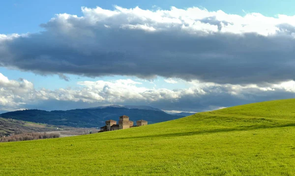Paesaggio Verde Sulle Colline Intorno Parma Prato Vicino Castello Torrechiara — Foto Stock
