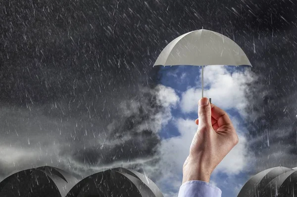 Guarda Chuva Limpa Céu Chuvoso Conceito Proteção Segurança Imagem De Stock