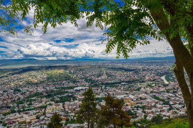 Tbilisi, Georgia ülkenin başkenti Panorama görünümünü