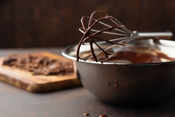 Crème au chocolat maison au fouet — Photo