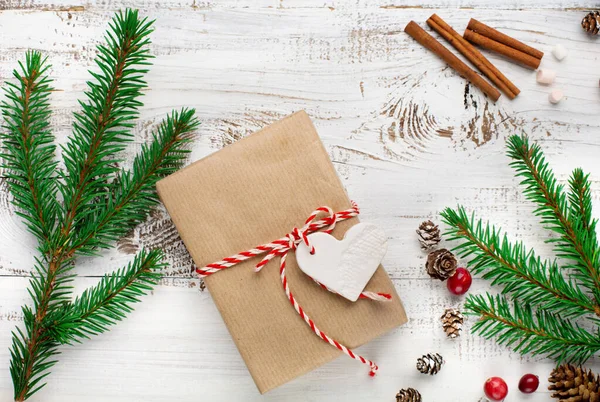 Geen Verspilling Van Kerstmis Concept Handgemaakte Kerstcadeauverpakking Zonder Plastic Witte — Stockfoto