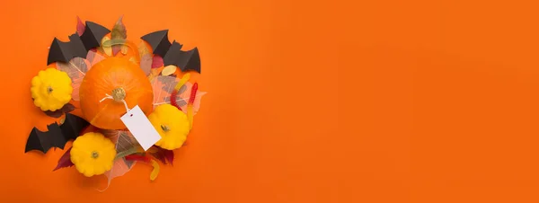 Décorations Papier Halloween Sur Fond Orange Chauves Souris Noires Citrouilles — Photo
