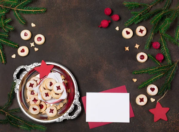 Traditional Austrian Linzer Christmas New Year Cookies Filled Jam Dusted — Stock Photo, Image